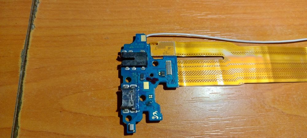 Płyta główna ładowanie do Samsung Galaxy A41