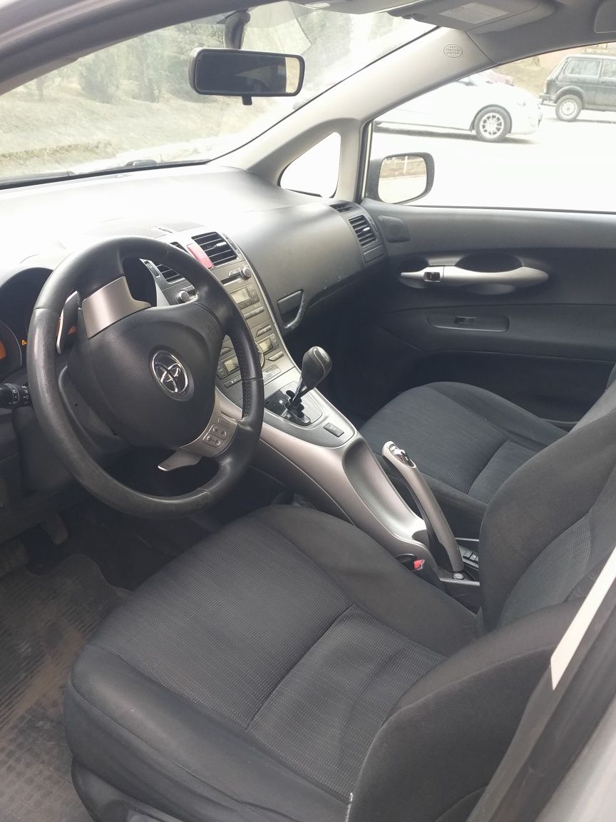 Продам авто Toyota yaris