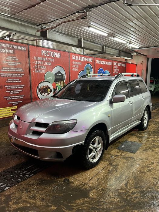 Mitsubishi Outlander 2.0 механика полный привод