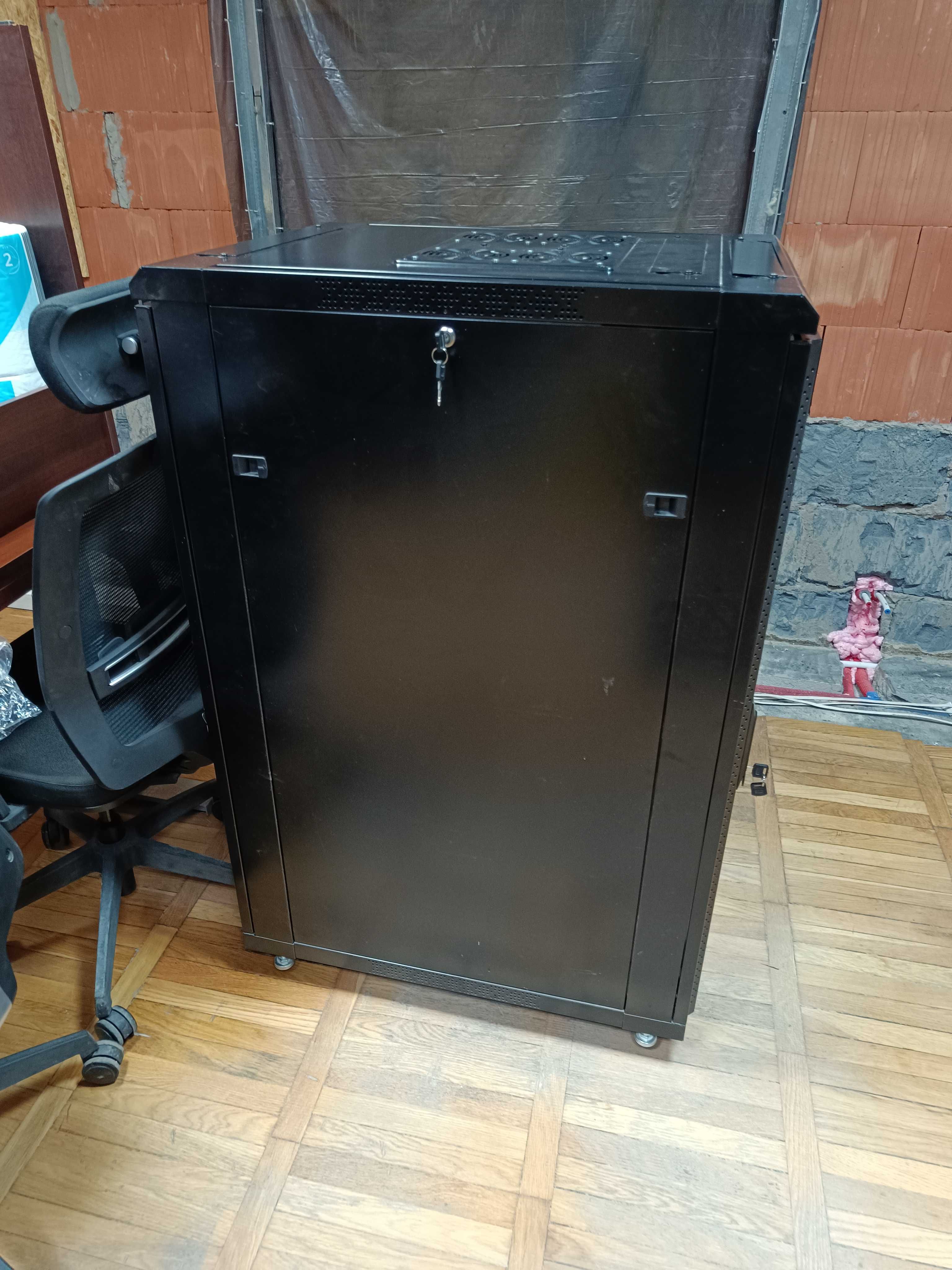 Szafa RACK 19" 24U 600x600 mm stojąca SIGNAL