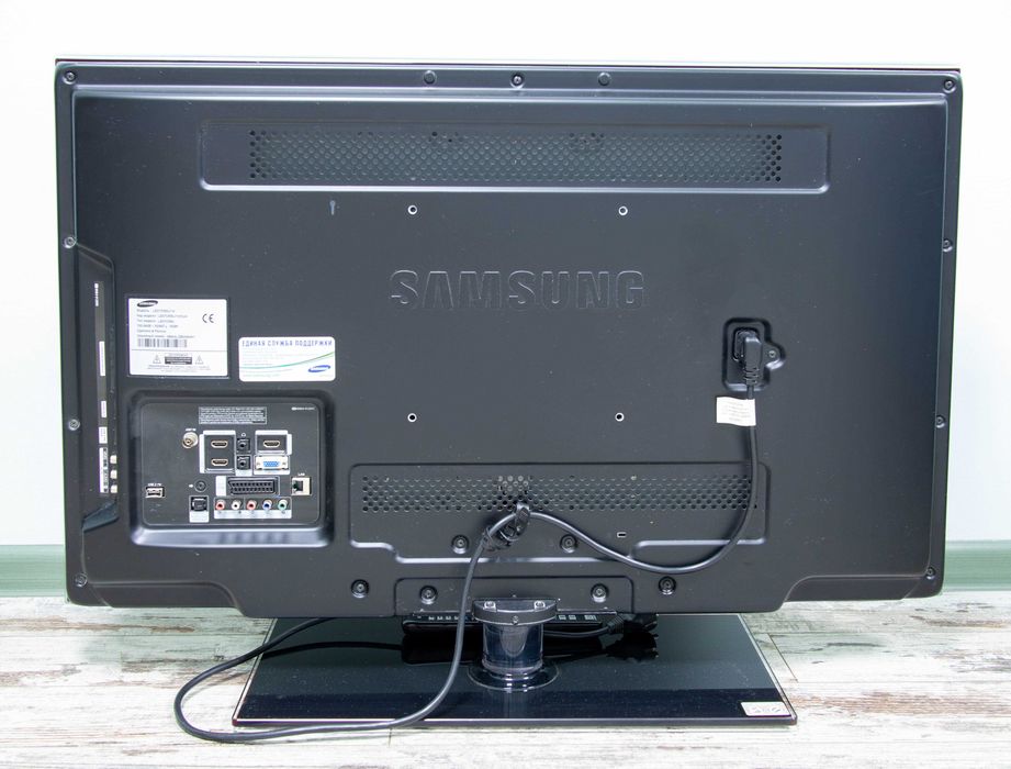 Телевізор Samsung LE37C550J1W LE37C550J1WXUA плазма требует ремонта