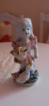 Figurka z porcelany