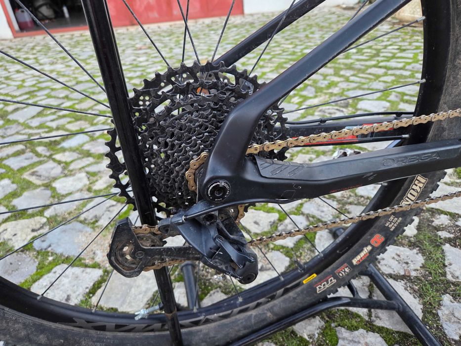 Orbea Oiz M50 com upgrades