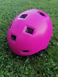 Kask rowerowy. Kask