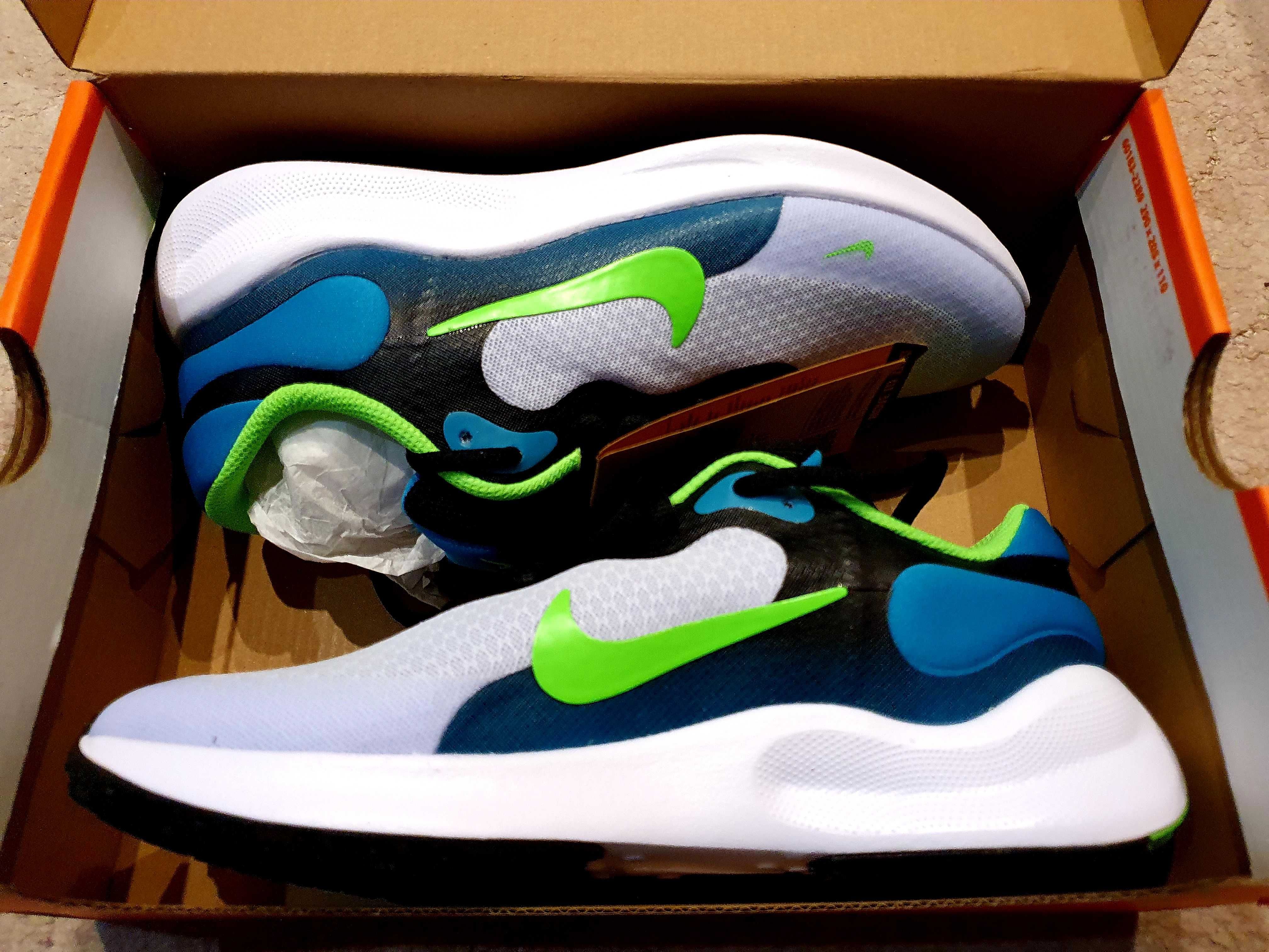 Nike Revolution 7, новые, женские, оригинал 100%, размер EUR 38.5
