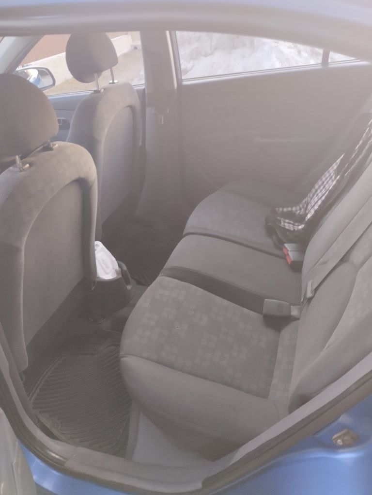 Продам машину KIA RIO