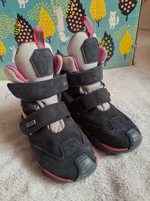 Продам дитячі ботинки Bartek