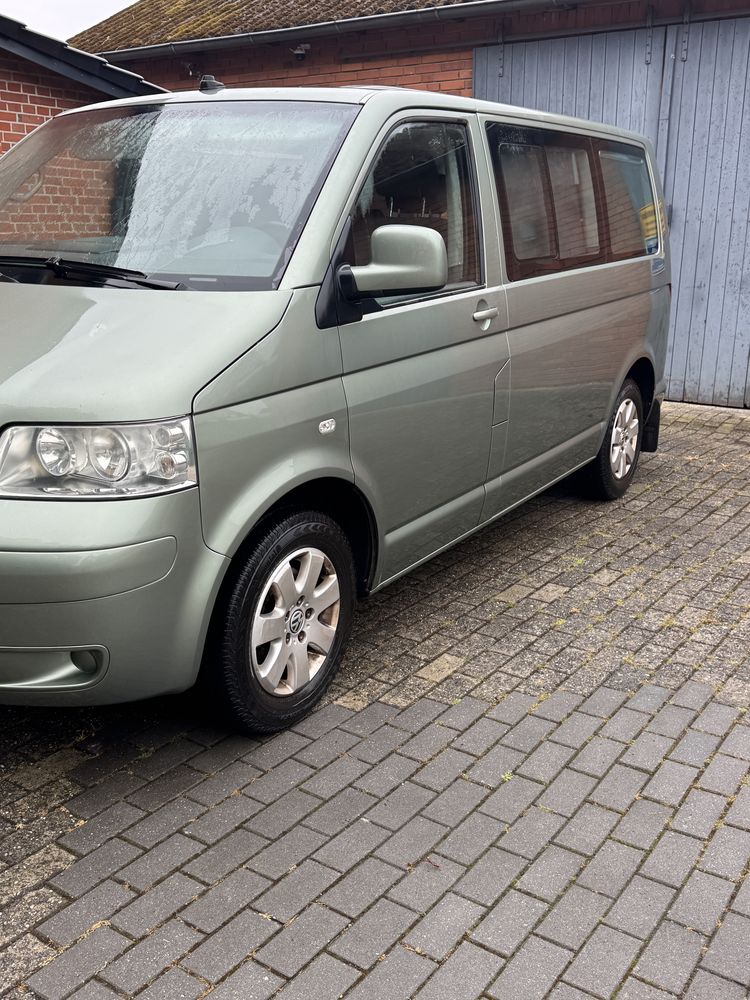 Volkswagen T5 1.9 Multivan 7 osobowy