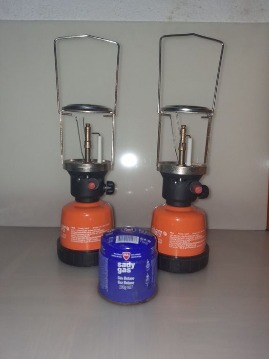 2 Lâmpadas de Camping + Cartucho de Gás