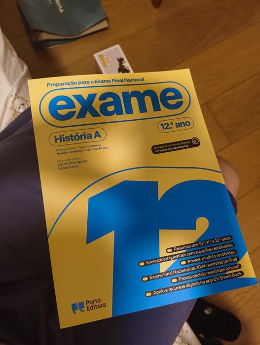 Livros de preparação para o exame final História A