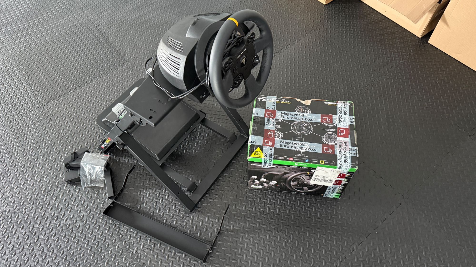 RIG Simracing Thrustmaster TX Racing Wheel Leather Edition Next Level