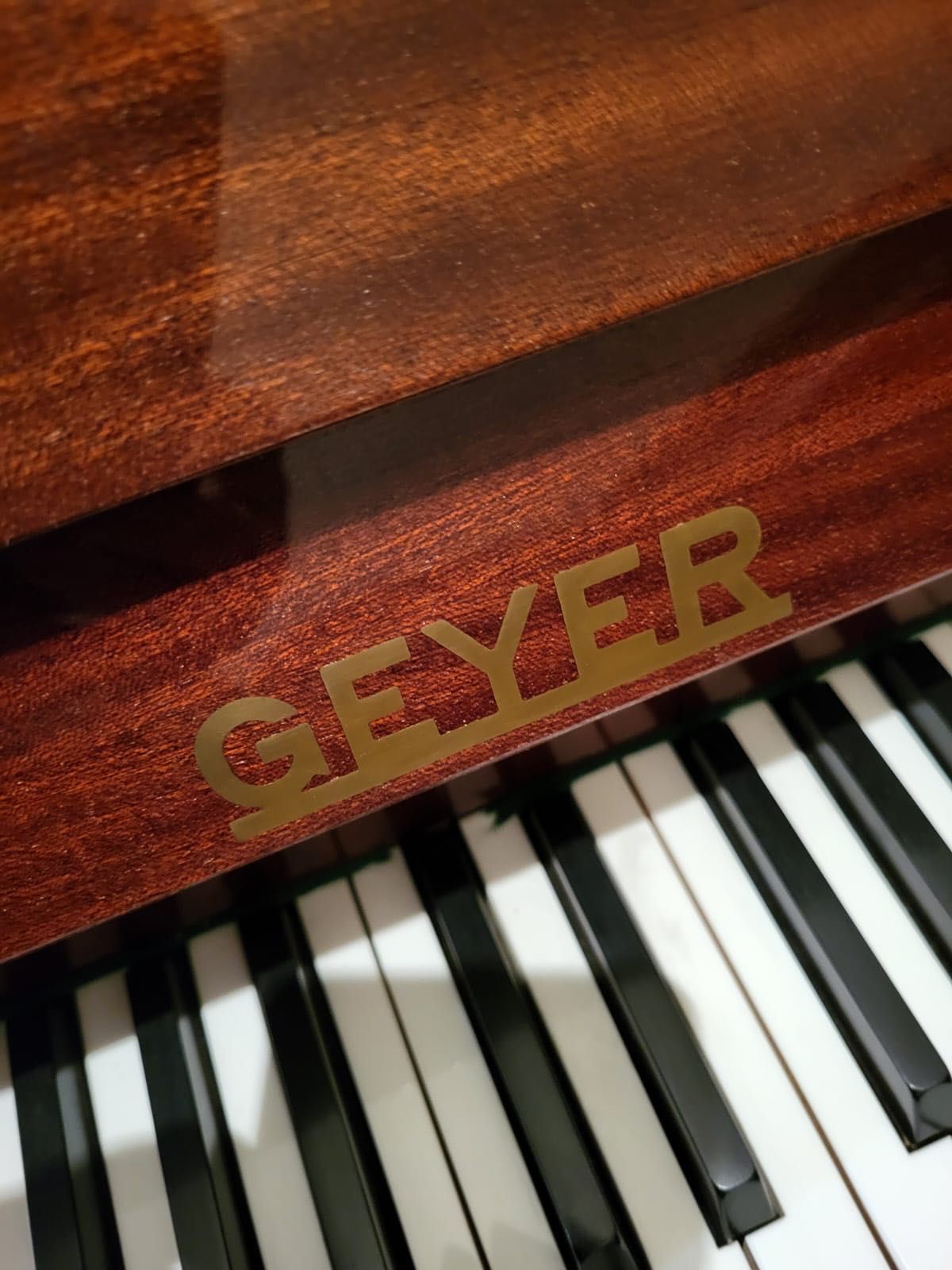 Пианино GEYER (Германия)