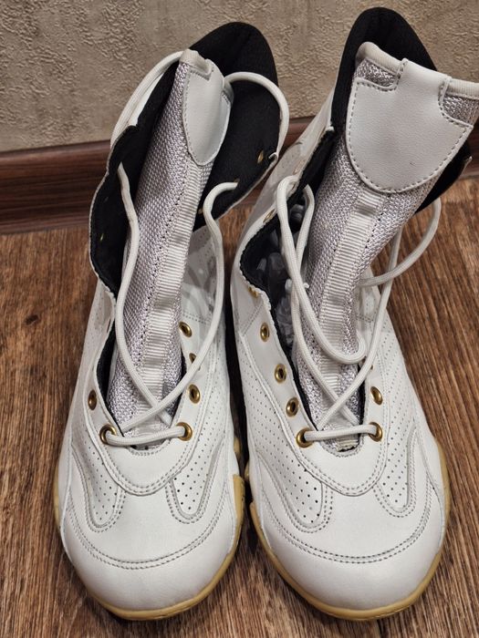 Шкіряні боксерки Fistrage Fight Gear 4727 розмір 39(25см устілка) Whit