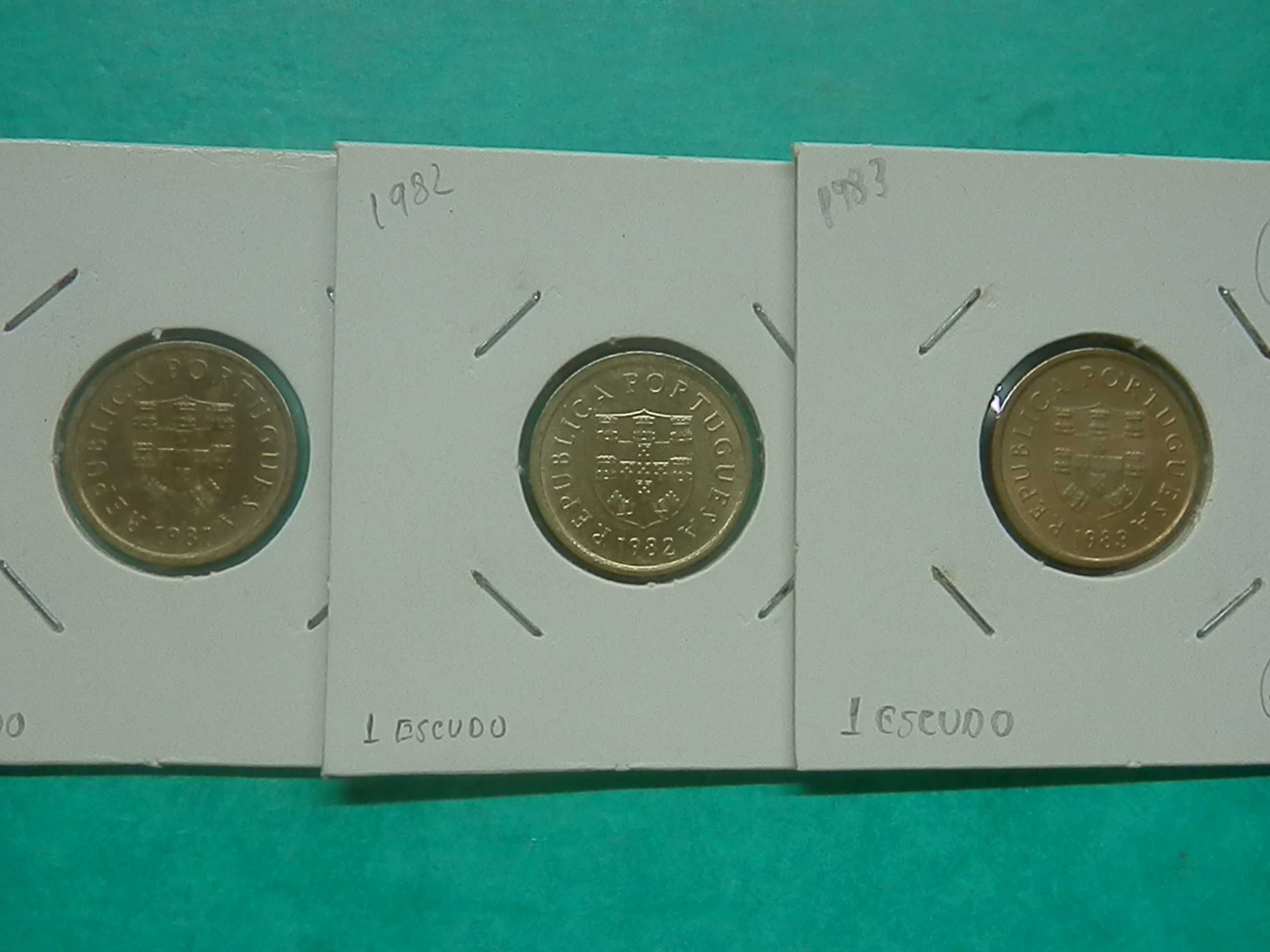 1052 - República: série 1 escudo 1981 a 1986 latão, por 2,50
