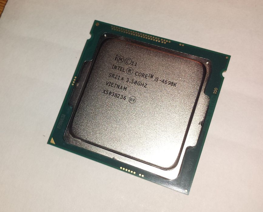 Intel i5-4690K (3.4 Ghz) - Processador (CPU) - Socket (LGA) 1150 (4)