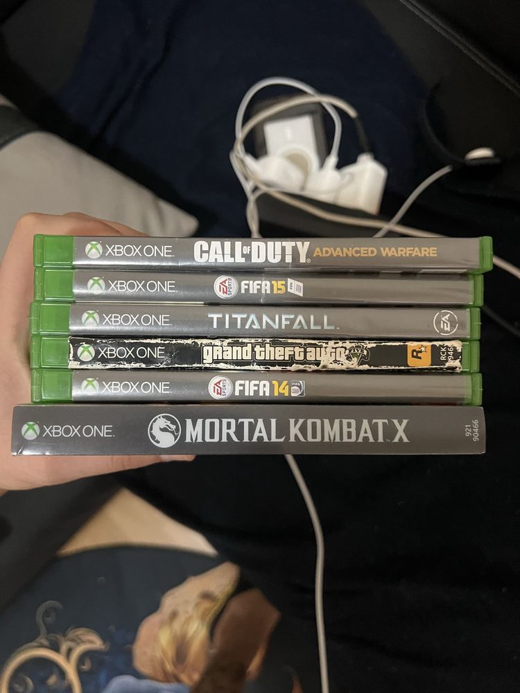 Vendo X box one 2 comandos+kinect+jogos+volante