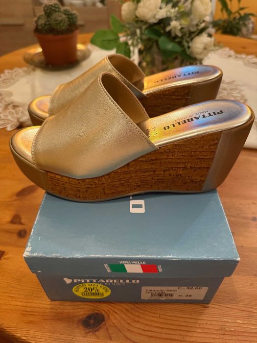 Włoskie klapki damskie Pittarello 38