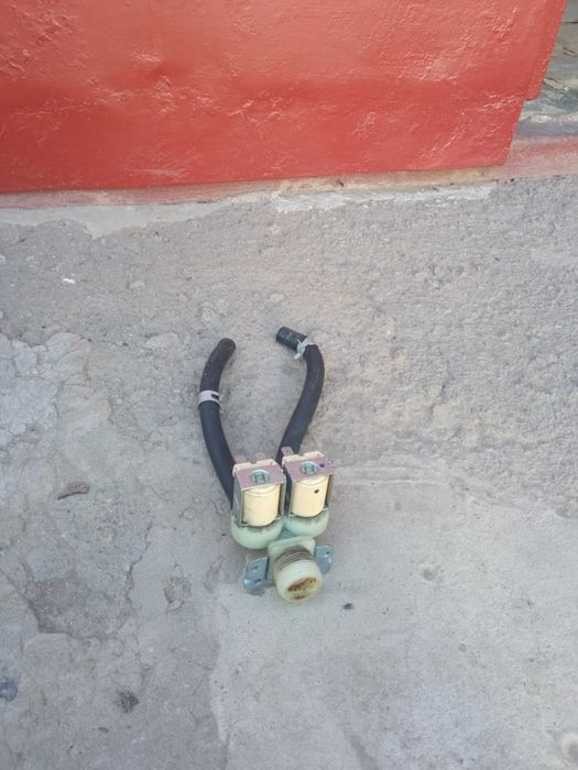 Продаю б/у запчастини до пральної машини LG