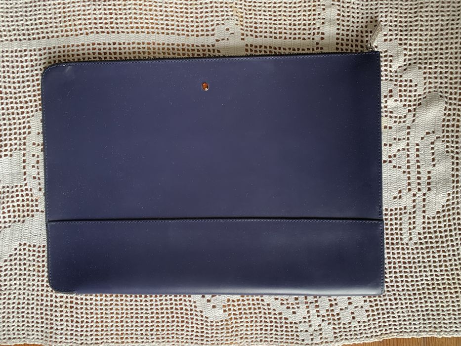 Skórzane etui pochwa na laptopa 15 cali (Macbook Air) niebieski granat