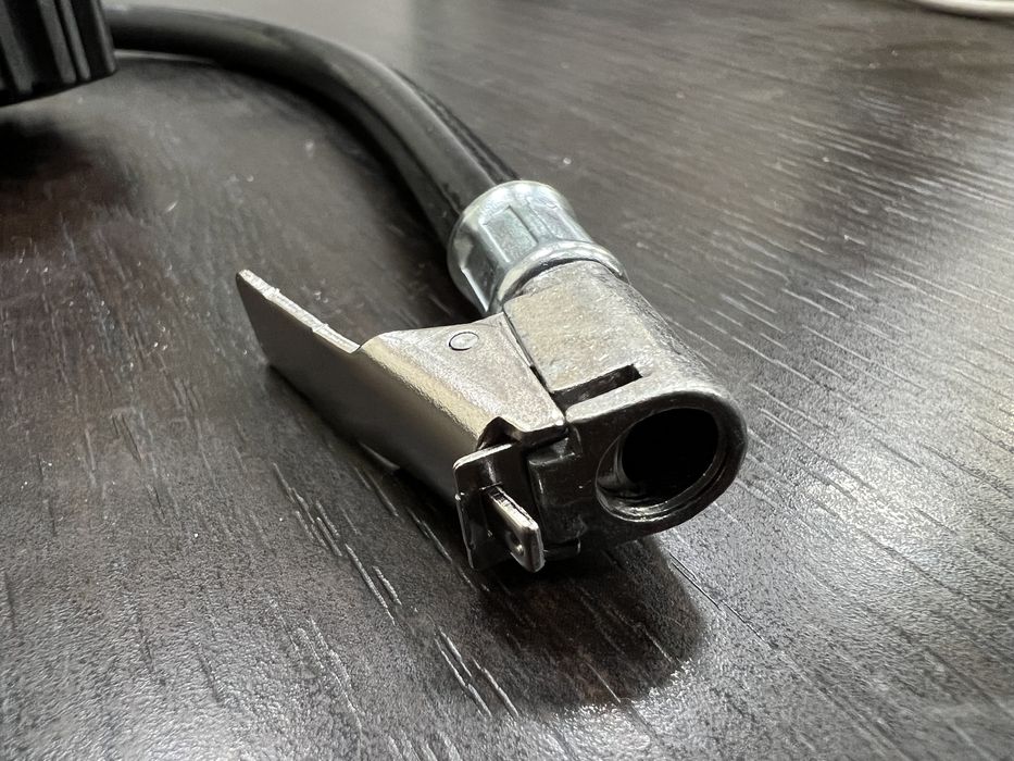 Пистолет для подкачки колес с манометром AIRKRAFT STG-05