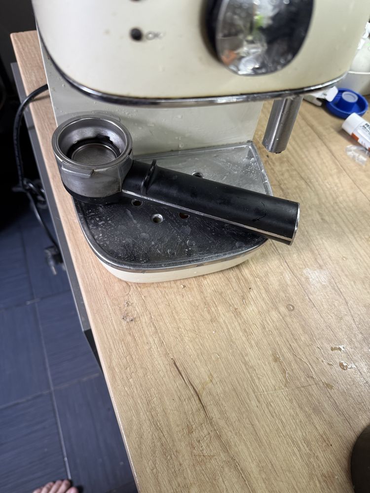 Кавомашина delonghi