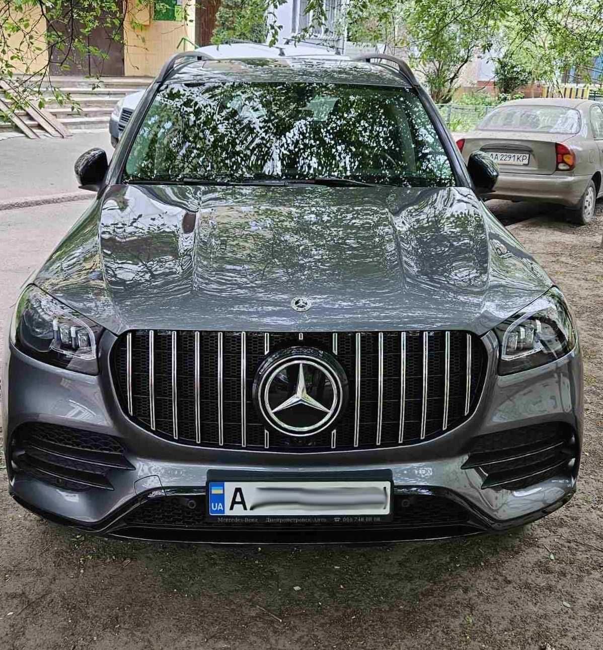 Решетка радиатора Mercedes GLS X167 тюнинг стиль AMG 63 (хром / черная