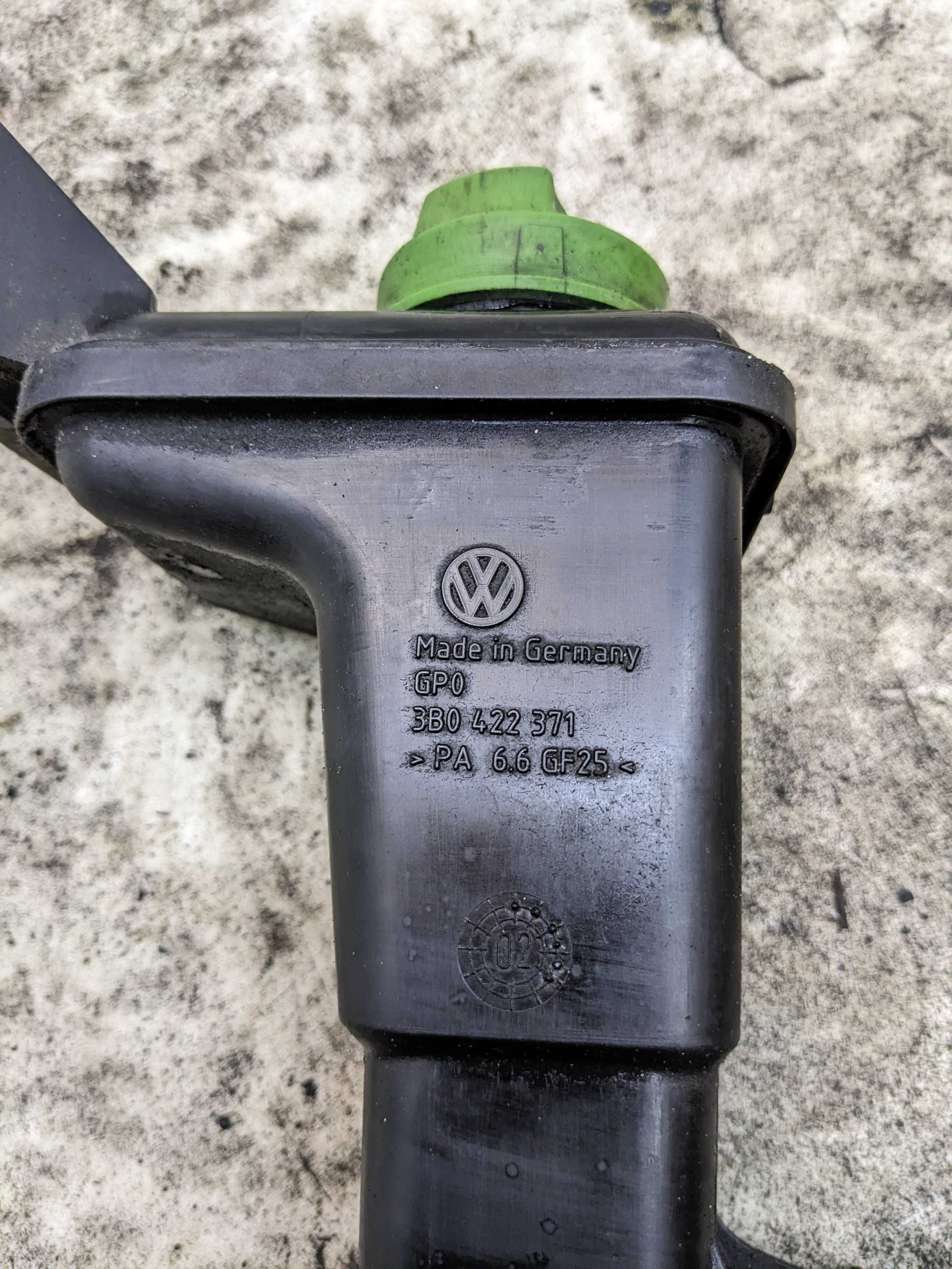 VW Passat B5 Skoda Superb I 1.9 2.5 TDI Zbiornik Płynu Wspomagania