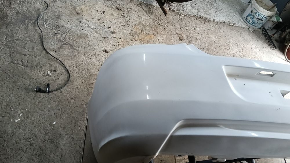 Бампер зад пежо 301