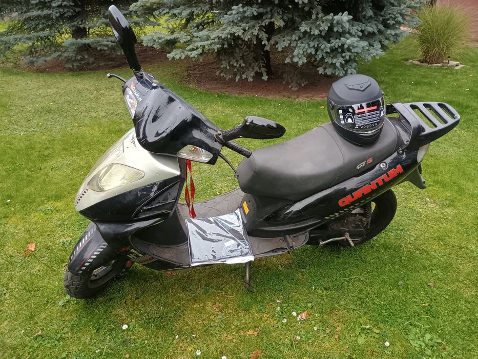 Skuter Zipp 2T z Nowym Kaskiem nowy cylinder tłumik/ Mozliwy Transport