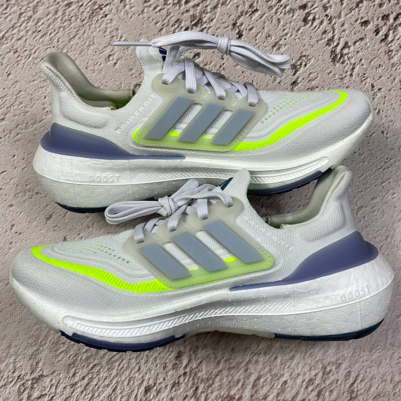 ie1775 оригінал adidas ultraboost light 22 кросівки