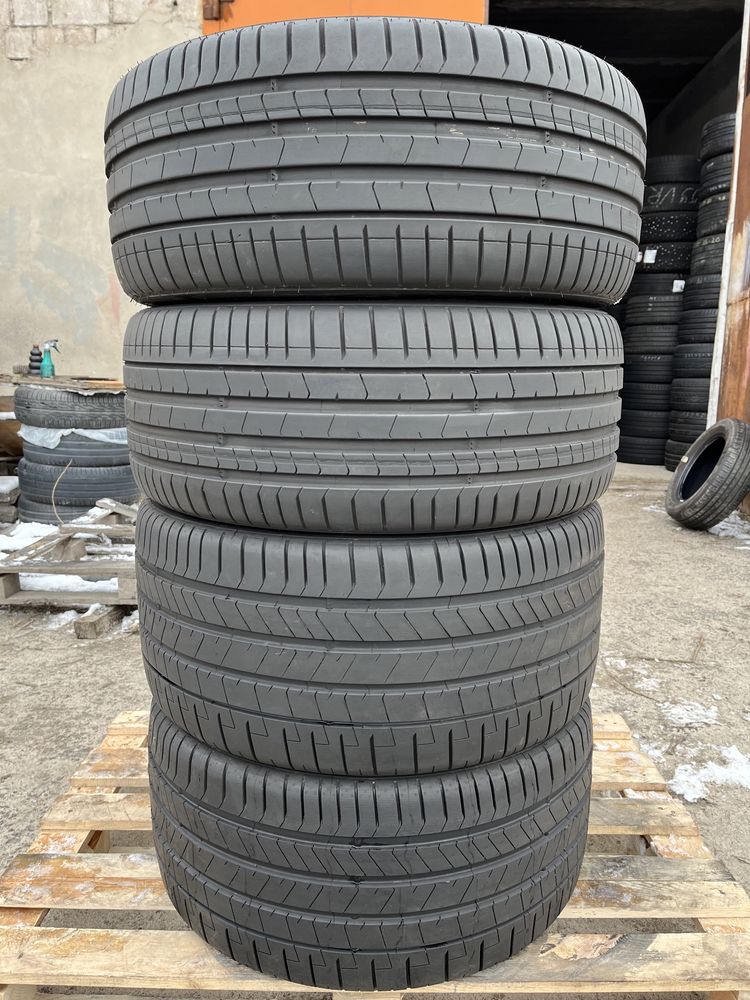 275/35 r22 315/30 r22 Pirelli PZero PZ4 Резина летняя 21 год