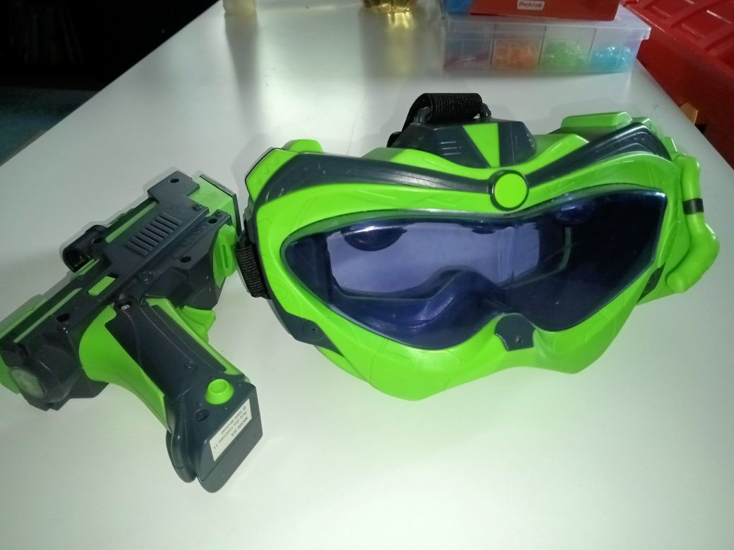 Alien Vision okulary i pistolet laserowy