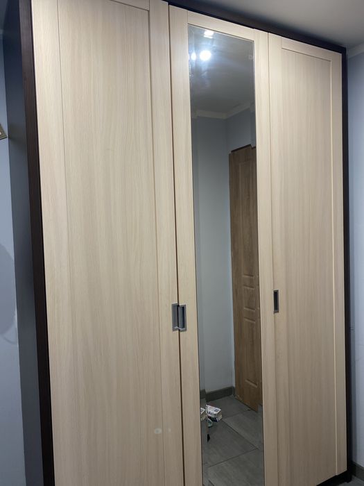 Szafa  wys 230 szer 60 cm stan dobry dl 160