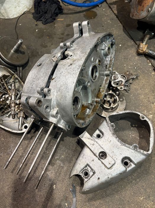 Części silnikowe Jawa 50 jawka ogar 200