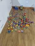 211 figurek Super Zings I Super Things ponad 50 pojazdów oraz budynki