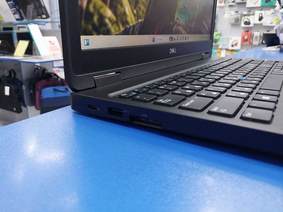 Бізнес-клас | Ноутбук Dell 5590,(чотириядерний) ПОТУЖНИИЙ, Гарантія!