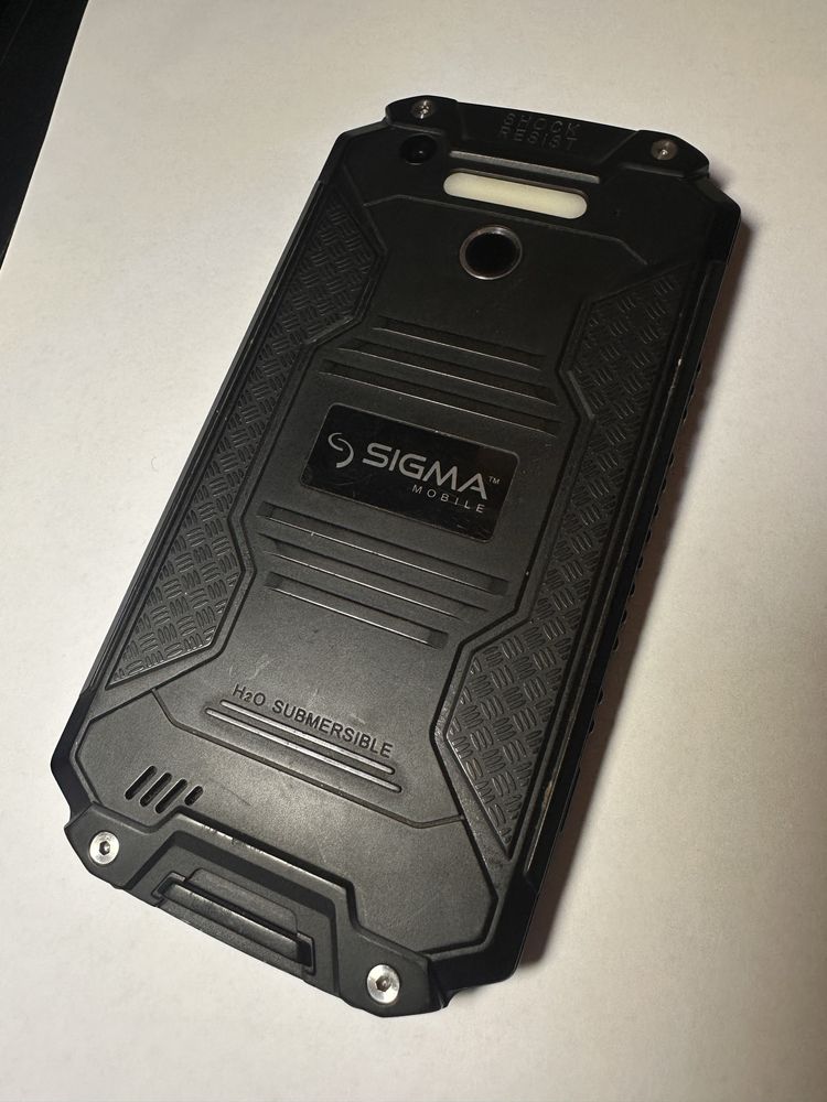 Телефон Sigma X-TREME PQ39