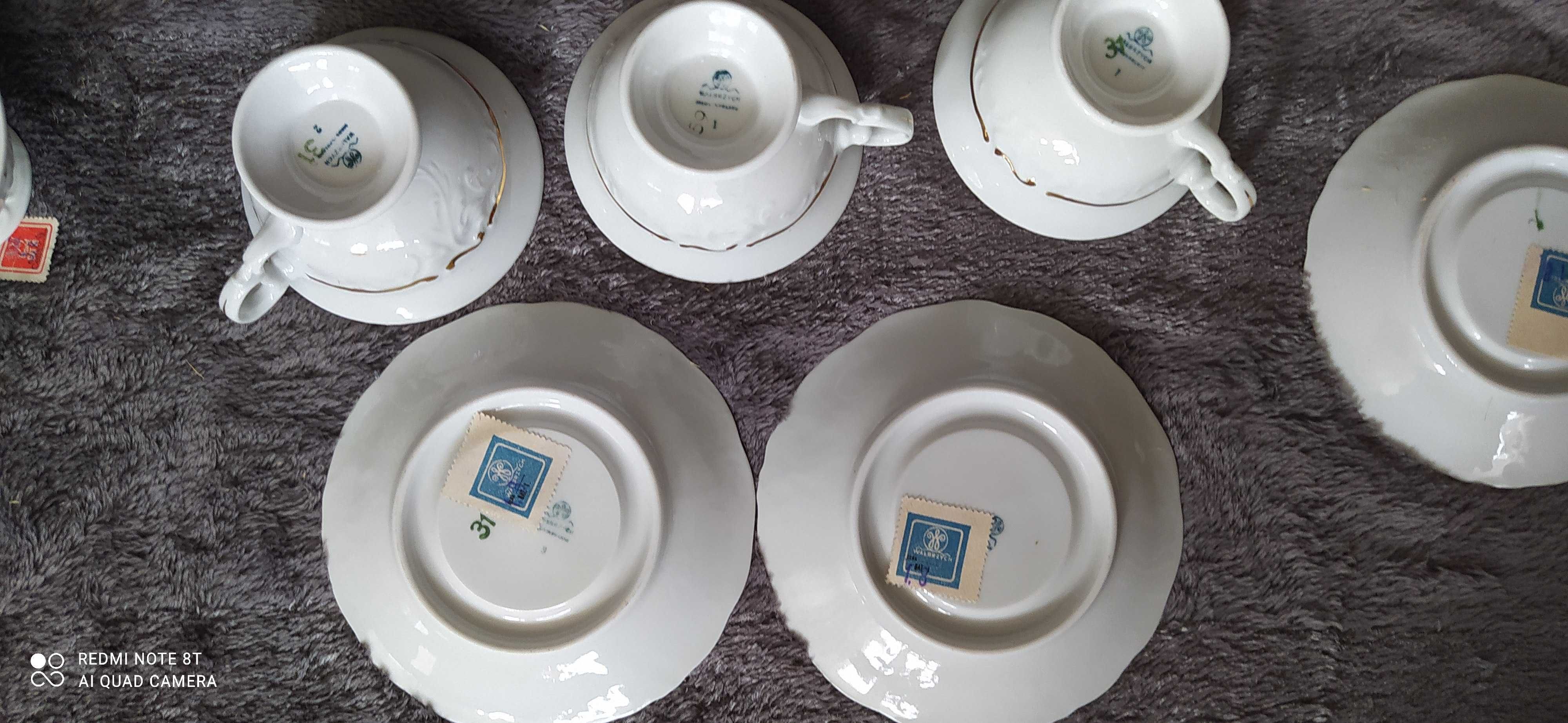Zestaw pięknych filiżanek i talerzyków porcelana WAWEL z PRLu.Nowe.
