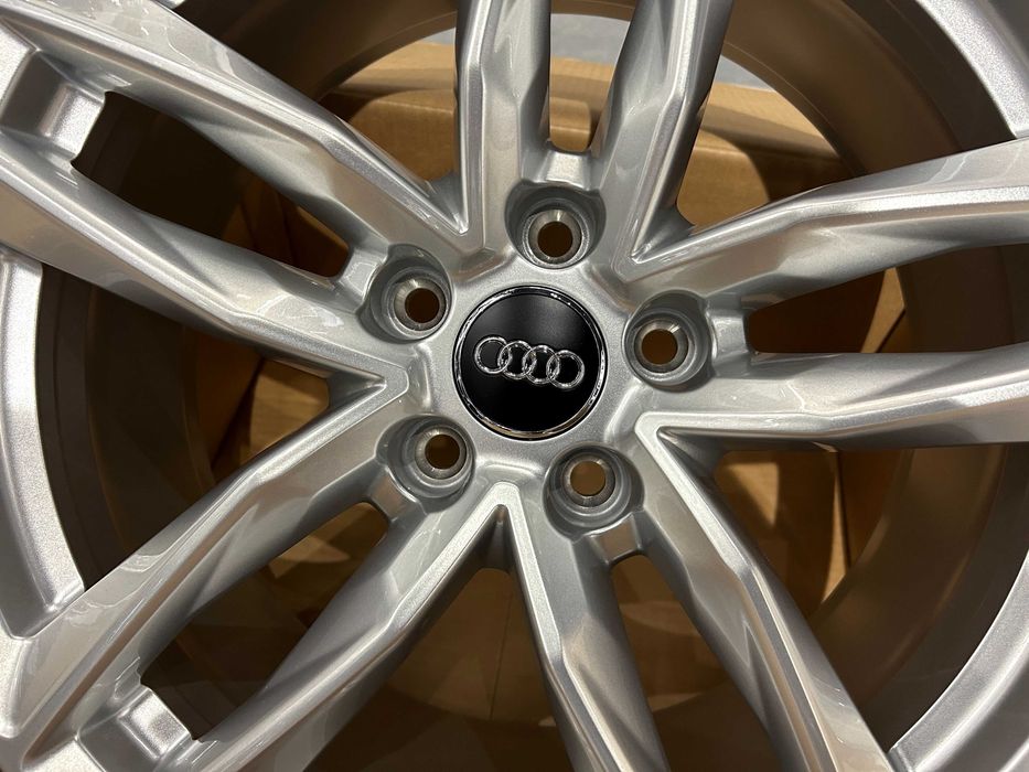 Oryginalne felgi 18 5x112 ET40 Audi A4 B8 B9 A6 C7 C8 Q5 8W0/601025BA