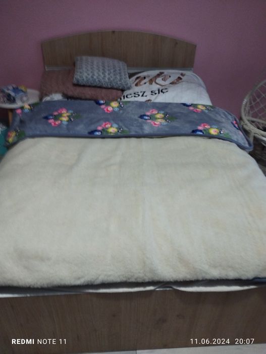 Koc wełniano-polarowy