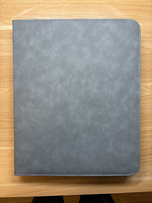 Top Loader Binder (Como Novo)