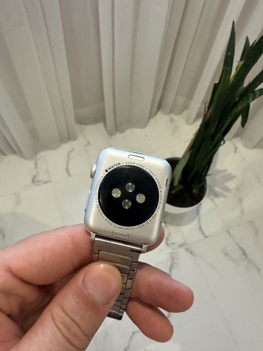 Apple Watch 7000
