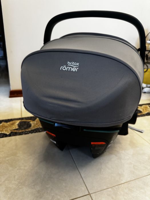 Автокрісло Britax Römer BABY-SAFE3 i-SIZE (Frost Grey)