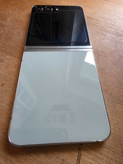 Samsung galaxy z flip 5