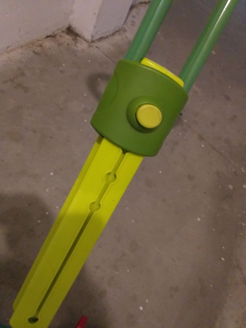 Wózek rowerek jeździk - Fisher Price zielony Lew + gratis