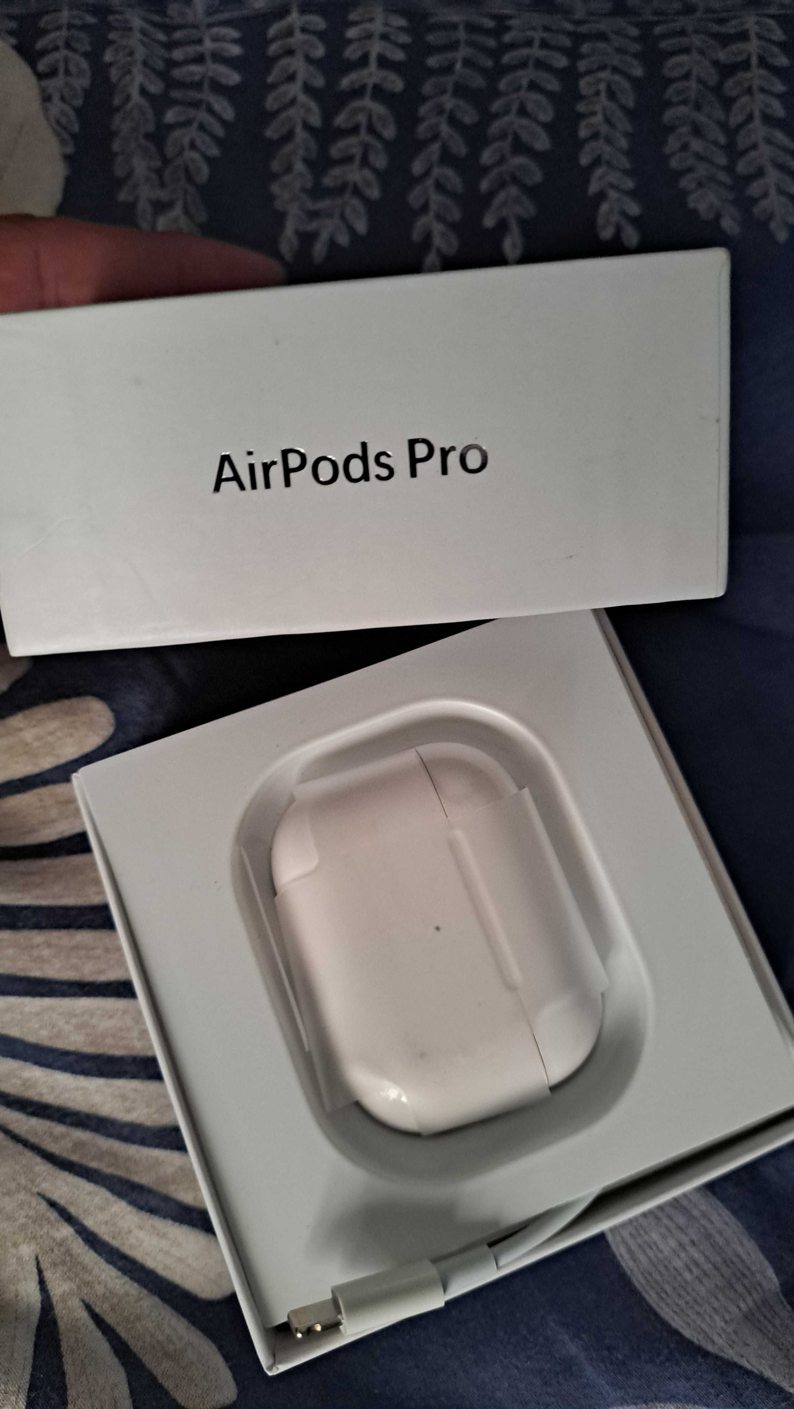 Airpods pro słuchawki  bluetooth
