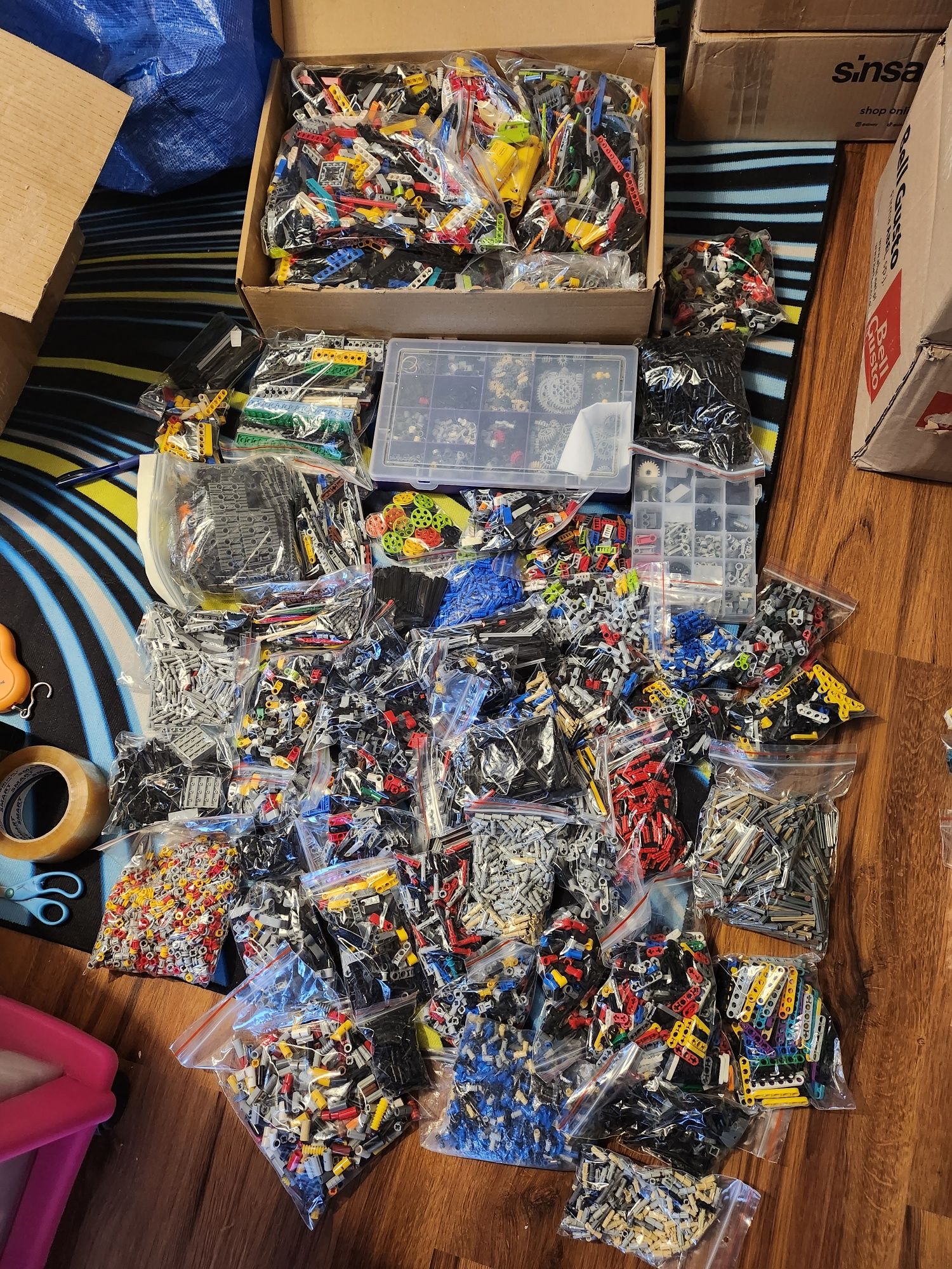 Lego technic mix , segregowane w woreczkach