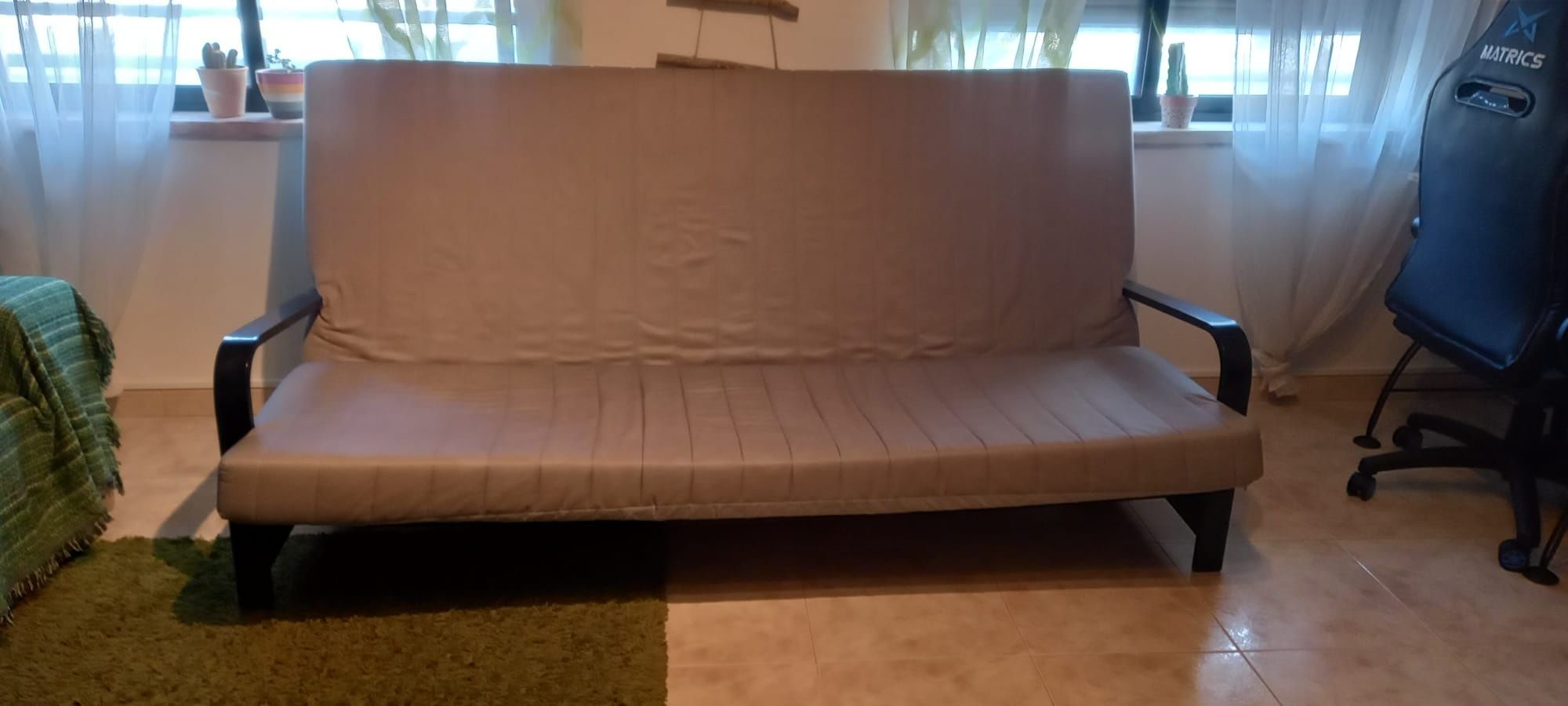 Vendo sofá cama em ótimas condições