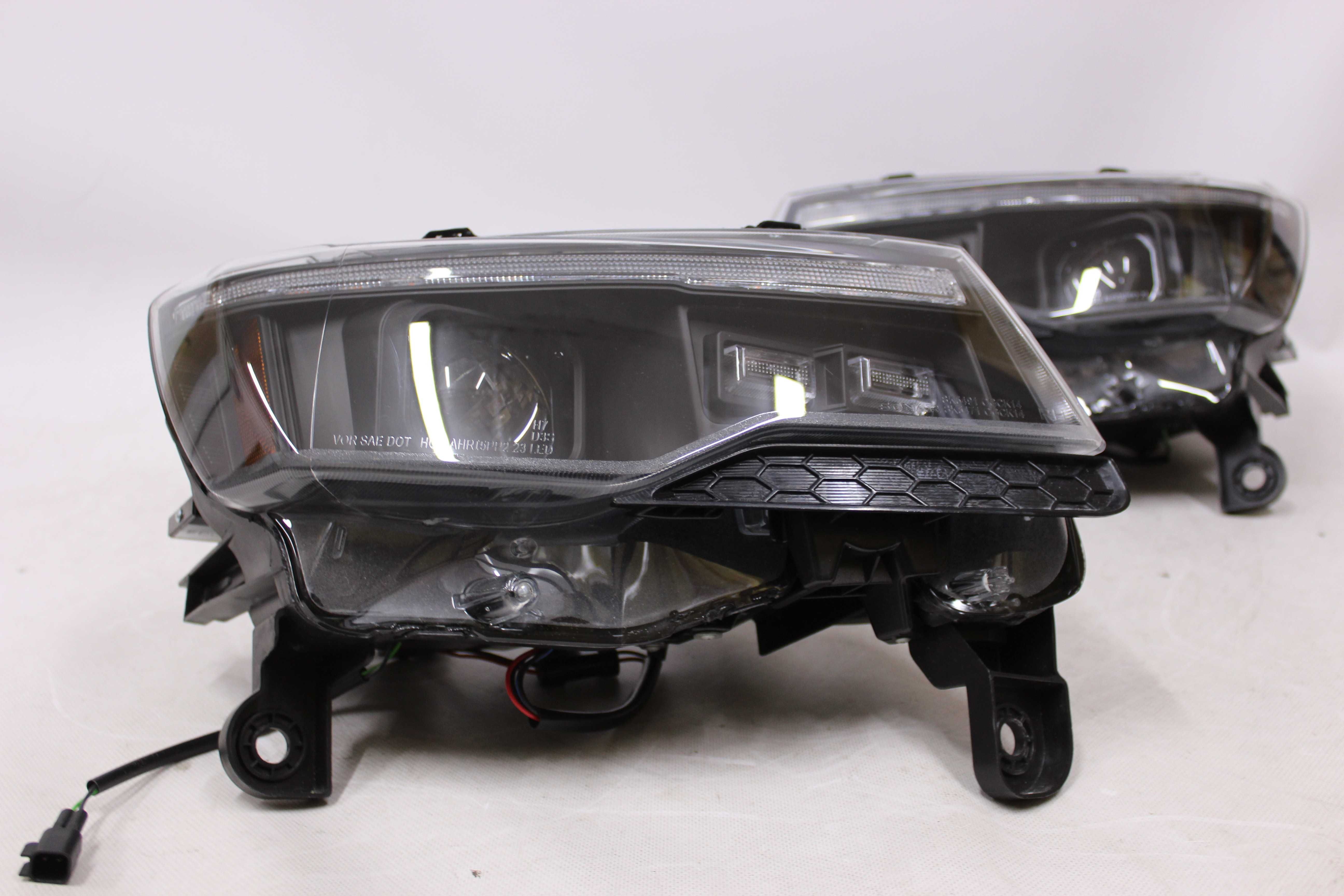 Lampy reflektory przednie przód JEEP GRAND CHEROKEE 14-21 LED BAR IGŁA