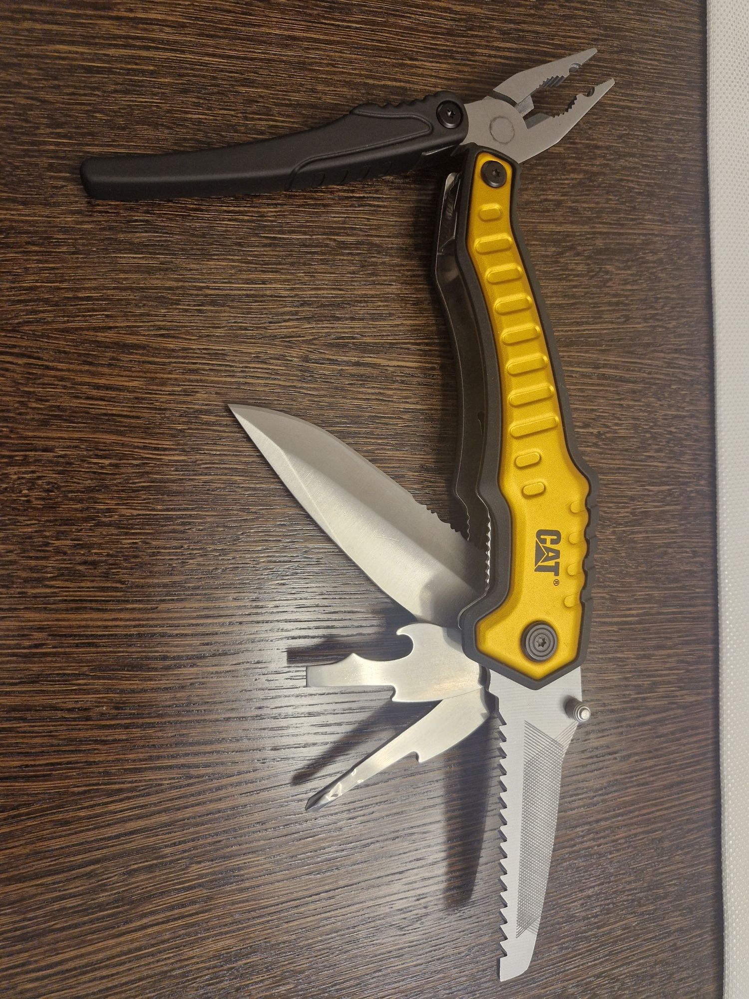 CAT Multitool XL 9w1 Multi-Function Tool nowy